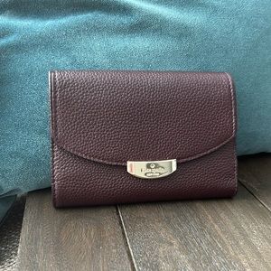Kate Spade Mulberry St Callie wallet